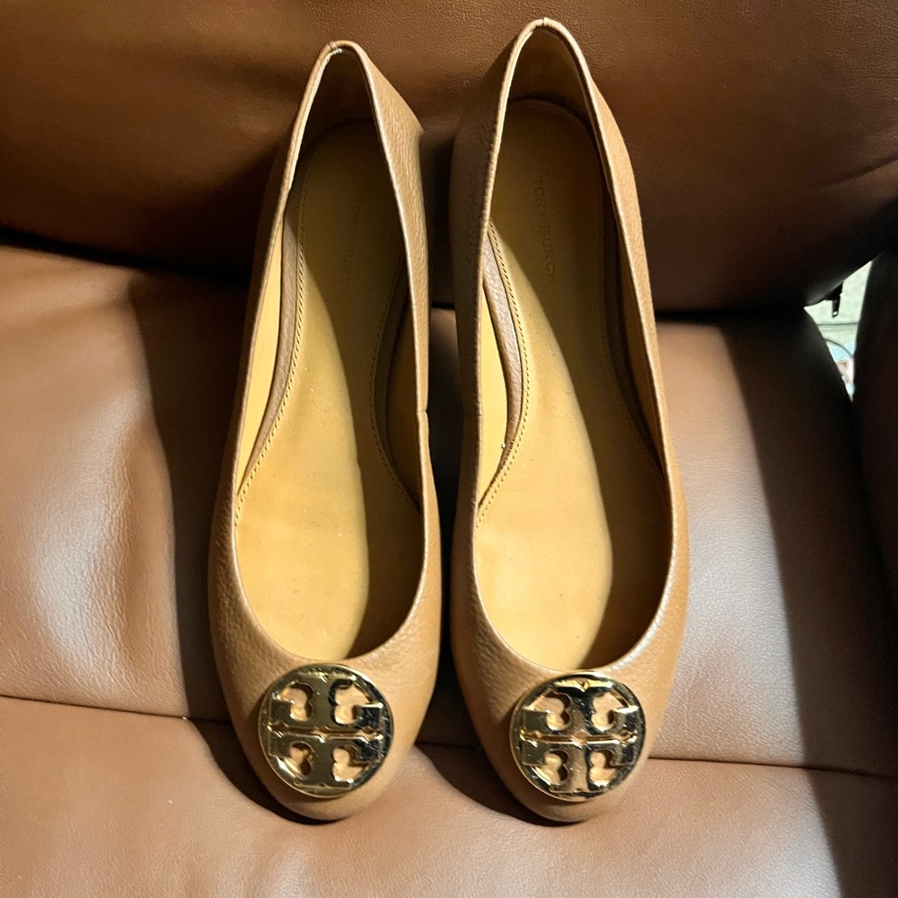 Tory Burch Tan Leather Ballet Flats NIB